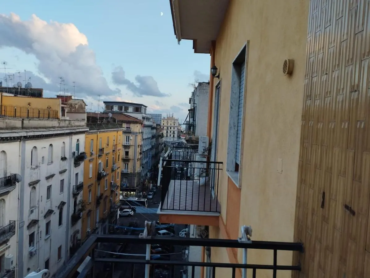 3Bien Centrale Naples 0*,  Italy