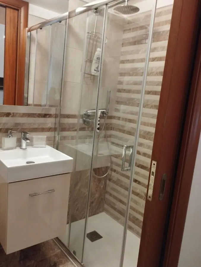 3Bien Centrale Naples Guest house